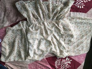 2 Chic Puff Sleeve Top &amp; Floral to