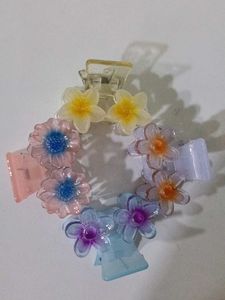 Cute Flower Hair Clips (Set of 4)
