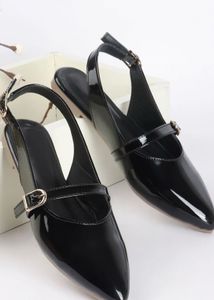 Chic Black Patent Slingback Flats