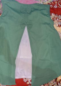 Chic Green Top with Bow Detail