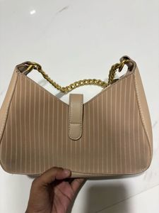 Esbeda Elegant Beige Striped Shoulder Bag