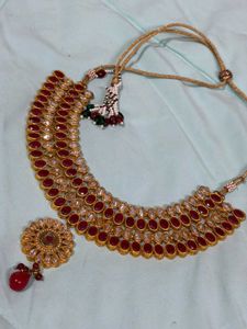 Stunning Red &amp; Crystal Necklace Set