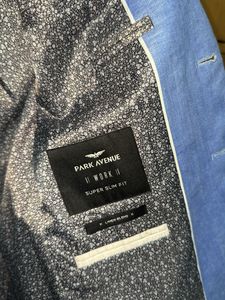 Park Avenue Men's Blazer (38)