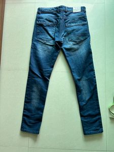 Combo Of Men's Denim Jeans And T-shirt