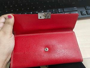 Red B-YES wallet