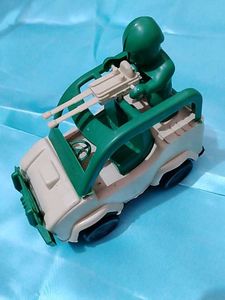 Toy Soldier Jeep with Gun