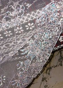 I Am Seeling Gawon With Jewelry new gown