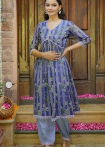 Stylish Blue Floral Striped Kurta Set