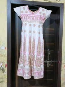 Elegant White & Pink Embroidered Kurta