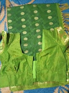 Saree With Blouse