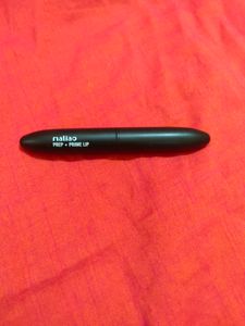 Lip primer