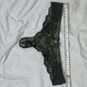 🤎 Black Lace Thong Panty