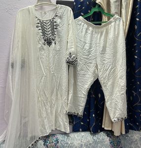 Elegant White Kurta Set with Dupatta