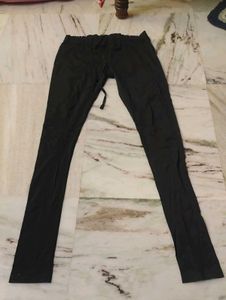 Max Black Leggings