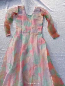 Beautiful Tie-Dye Kurta Set with Dupatta