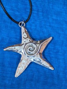 Unique Starfish Pendant Necklace