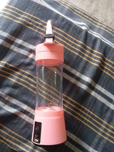 portable and rechargeable Battery Juice Blender