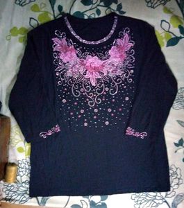 Formal Top Stones And Lace Design .