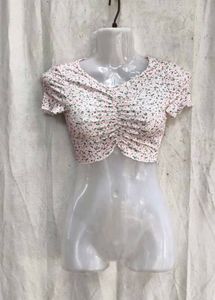 55209. Cute Floral Ruched Crop Top