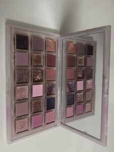 huda beauty rose quartz eyeshadow palette