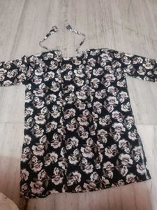Stylish Floral Print Short Top