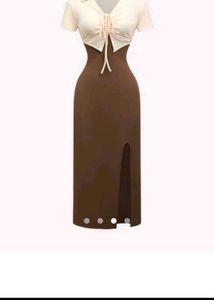 LIMITED OFfFER Chic Two-Tone Midi Dress with Slit