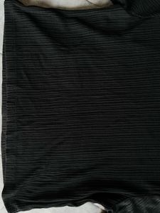 Ribbed Black Cropped Top