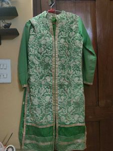 Green Embroidered Kurta