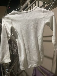 Comfortable White Ribbed Long Sleeve Top
