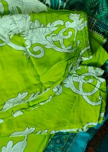 Vibrant Green Kurta set with Leaf Print