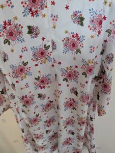 Cute Top🌸💮