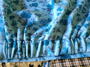 Cute Blue Floral Print Top