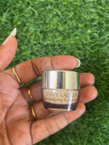 Estee Lauder Revitalizing Supreme Cream