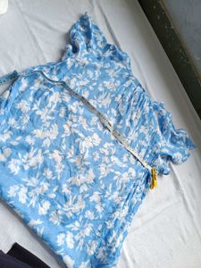 Blue Floral Print Top