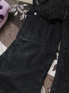 Stylish Black Cargo Jeans