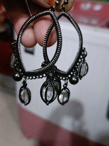 Earings