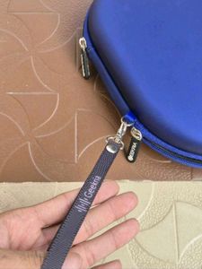 Geekria Shield Headphones Case (Blue) – like new