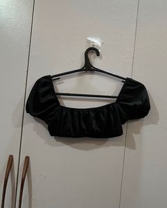 Black crop top