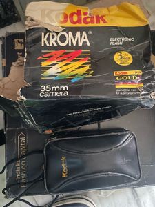 Vintage Kodak Kroma 35 Camera - 1995 mfg