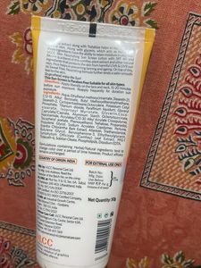 VLCC Sun Screen Lotion SPF 40 PA+++