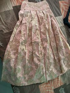 Elegant Pink & Gold Brocade Skirt