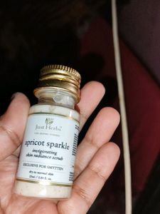 Face Apricot scrub