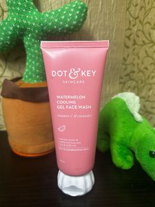 Dot and key face wash