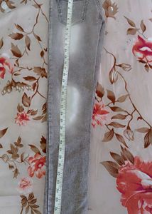 Stylish Grey Jeans with Graphic Print