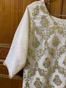 Elegant Embroidered Kurta