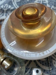 perfumes (seven)