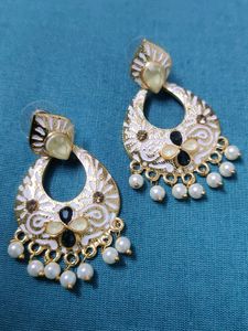 Elegant White & Gold Earrings