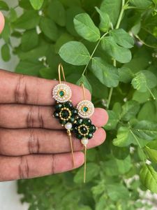 Elegant Green Crystal &amp; Pearl Dangle Earrings