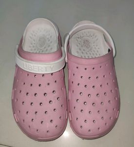 Liberty Women Casual Clogs. Good Condition.