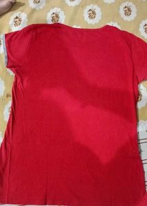 Red "Believe" Graphic T-Shirt